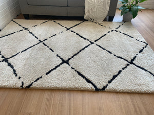 Luana 4 Ivory Charcoal Rug