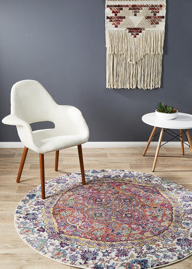 Museum Shelly Rust Round Rug