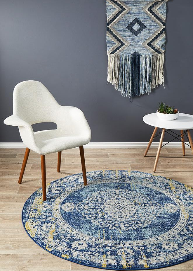 Museum Wilson Navy Round Rug
