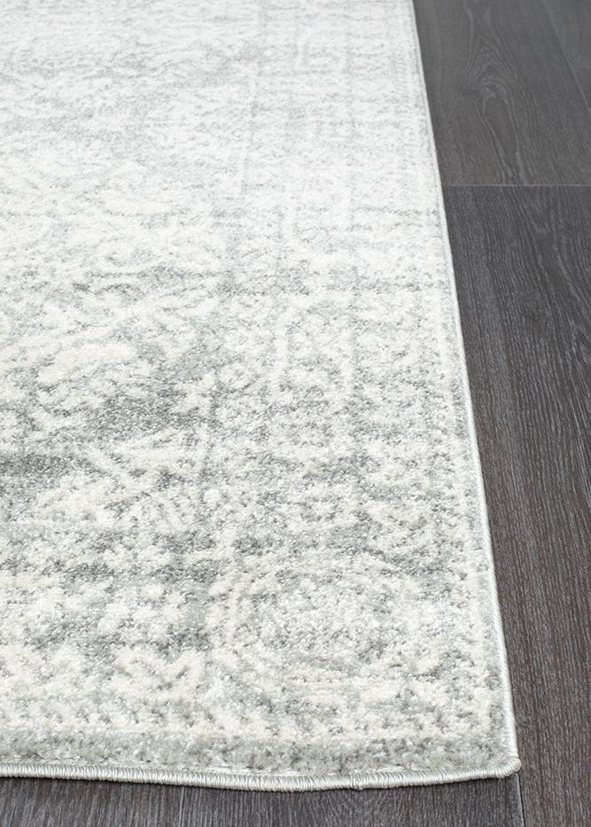 Mirage Gwyneth Stunning Transitional Silver Runner Rug