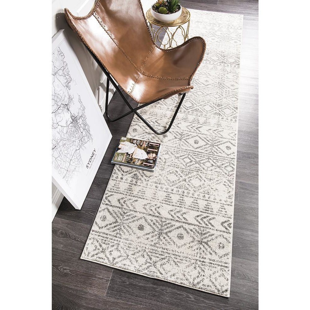 Oasis Ismail White Grey Rustic Runner Rug