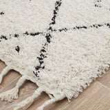 Saffron 44 White Runner Rug