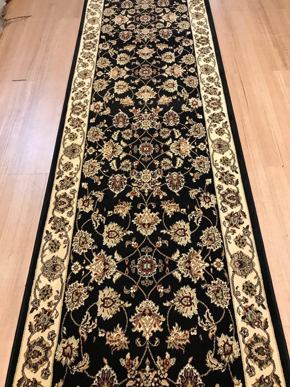 Traditional Hall Runner Agrabah Black Cream High Quality